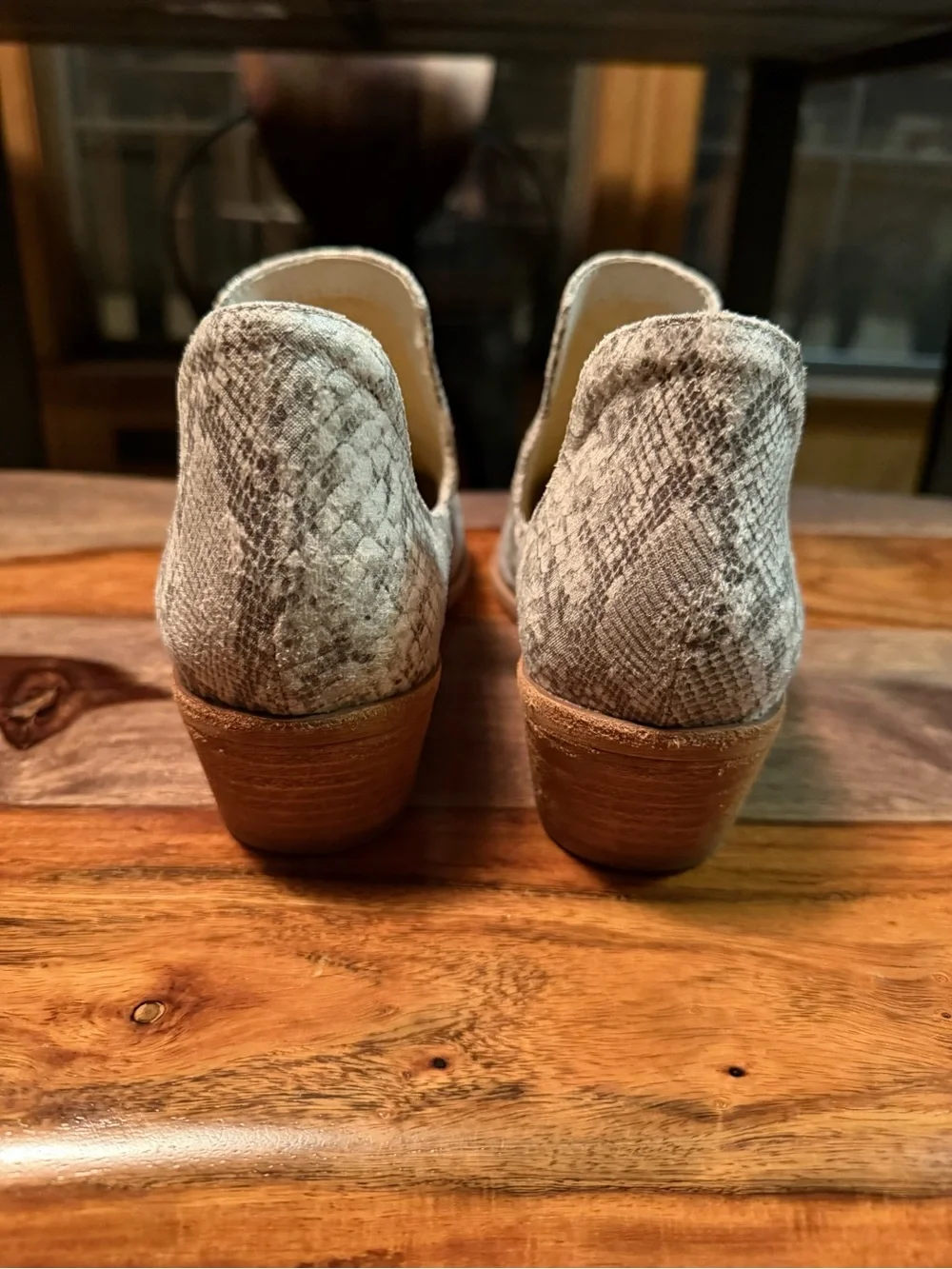 Women’s Size 7.5 / 38 Cortes Snakeskin Embossed Booties